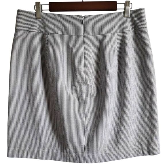 Talbots Skirts (Lot of 2)  Blue Fish Gray White Seersucker Pencil Mini Size 12 - Picture 8 of 14